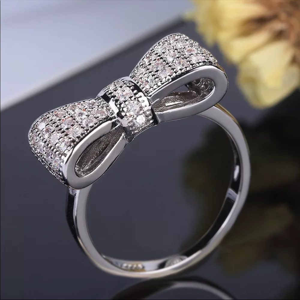New Women’s 925 Silver Beautiful Bow Engagement Party Diamond Ring